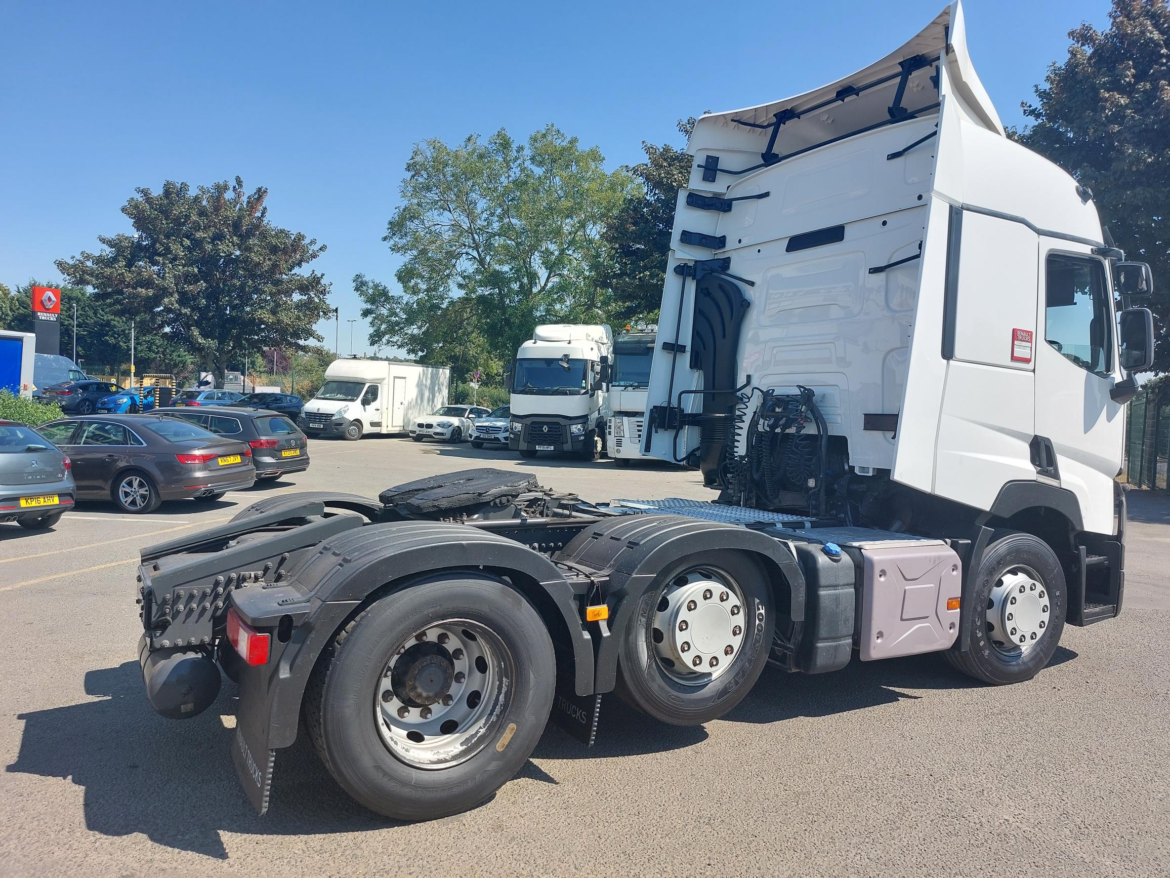 Used Renault Trucks T460 TML - RH Commercial Vehicles